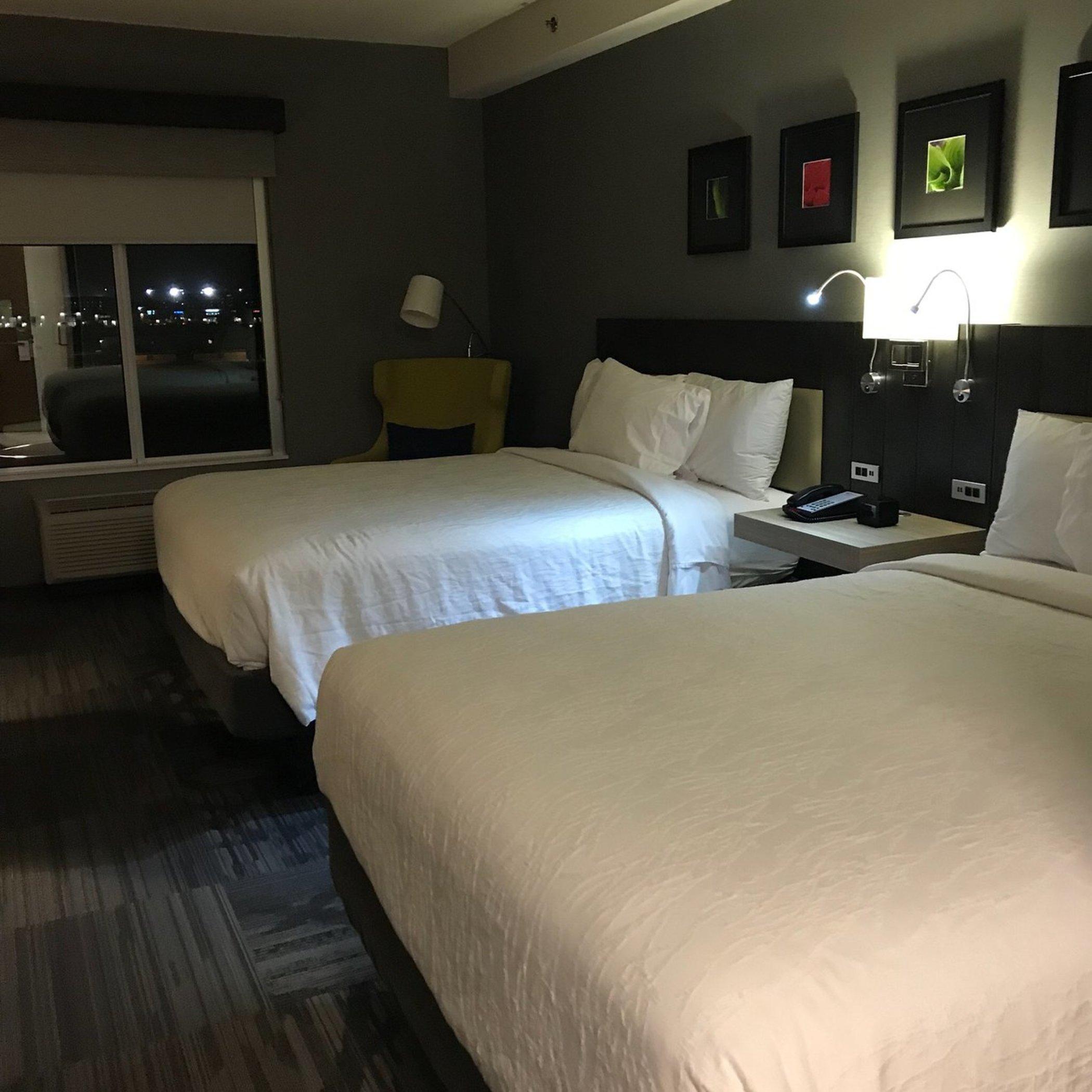 Hilton Garden Inn Winnipeg South Exterior photo